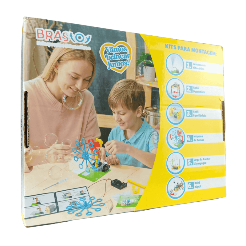 Montagem de brinquedos robôs 6 em 1